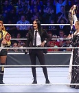 WWE_Friday_Night_SmackDown_2021_10_22_720p_HDTV_x264-Star_mkv_005060494.jpg
