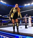 WWE_Friday_Night_SmackDown_2021_10_22_720p_HDTV_x264-Star_mkv_005138405.jpg