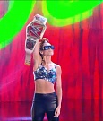 WWE_Monday_Night_Raw_2021_11_08_720p_HDTV_x264-NWCHD_mp4_004128796.jpg