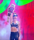 WWE_Monday_Night_Raw_2021_11_08_720p_HDTV_x264-NWCHD_mp4_004129597.jpg