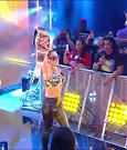 WWE_Monday_Night_Raw_2021_11_08_720p_HDTV_x264-NWCHD_mp4_004138005.jpg
