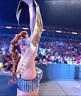 WWE_Monday_Night_Raw_2021_11_08_720p_HDTV_x264-NWCHD_mp4_004144812.jpg