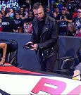 WWE_Monday_Night_Raw_2021_11_08_720p_HDTV_x264-NWCHD_mp4_004173641.jpg