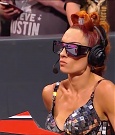 WWE_Monday_Night_Raw_2021_11_08_720p_HDTV_x264-NWCHD_mp4_004348349.jpg