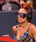 WWE_Monday_Night_Raw_2021_11_08_720p_HDTV_x264-NWCHD_mp4_004348749.jpg