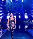 WWE_Monday_Night_Raw_2021_11_08_720p_HDTV_x264-NWCHD_mp4_004620688.jpg