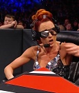 WWE_Monday_Night_Raw_2021_11_08_720p_HDTV_x264-NWCHD_mp4_005152904.jpg