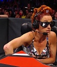 WWE_Monday_Night_Raw_2021_11_08_720p_HDTV_x264-NWCHD_mp4_005226577.jpg