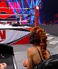 WWE_Monday_Night_Raw_2021_11_08_720p_HDTV_x264-NWCHD_mp4_005238589.jpg