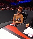 WWE_Monday_Night_Raw_2021_11_08_720p_HDTV_x264-NWCHD_mp4_005359911.jpg
