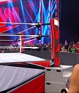 WWE_Monday_Night_Raw_2021_11_08_720p_HDTV_x264-NWCHD_mp4_005571022.jpg