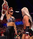 WWE_Monday_Night_Raw_2021_11_08_720p_HDTV_x264-NWCHD_mp4_005624676.jpg