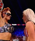 WWE_Monday_Night_Raw_2021_11_08_720p_HDTV_x264-NWCHD_mp4_005626277.jpg