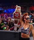WWE_Monday_Night_Raw_2021_11_08_720p_HDTV_x264-NWCHD_mp4_005650301.jpg
