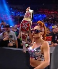 WWE_Monday_Night_Raw_2021_11_08_720p_HDTV_x264-NWCHD_mp4_005650702.jpg