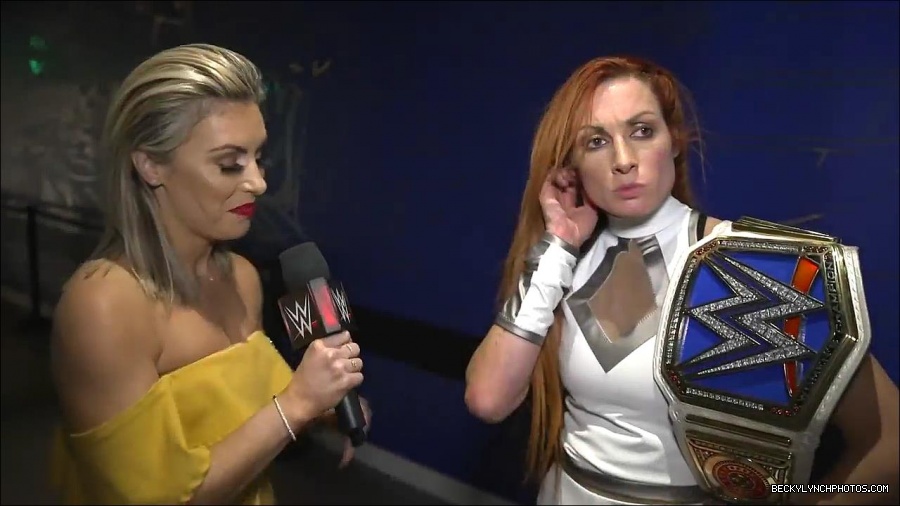 Raw_belongs_to_Becky_Lynch_now_-_Raw_Exclusive_Oct_11_2021_mp4_000001400.jpg