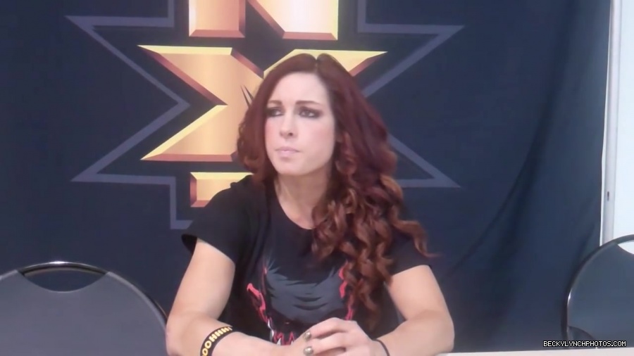 WWE_NXT_Becky_Lynch_Feb__2015_02_400.jpg