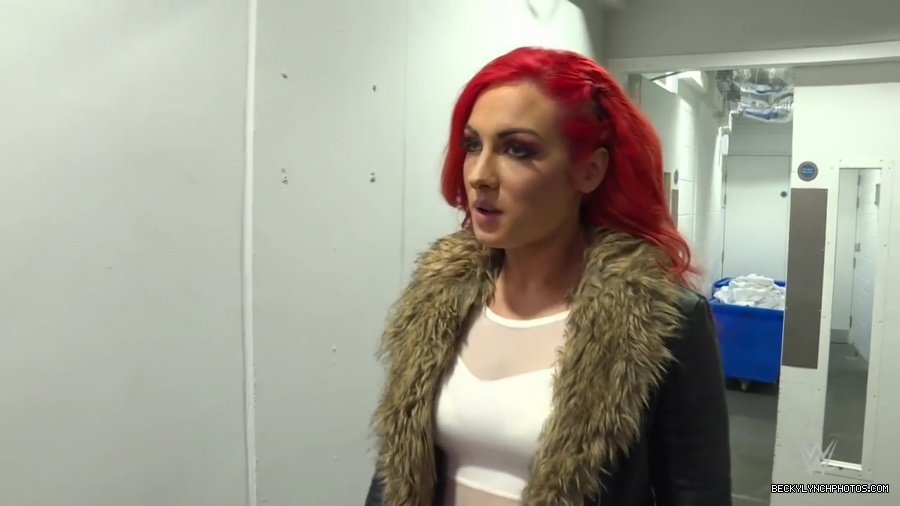 Becky_Lynch_arrives_at_the_SSE_Hydro__SmackDown_LIVE_Exclusive2C_Nov__82C_2016_mp41494.jpg