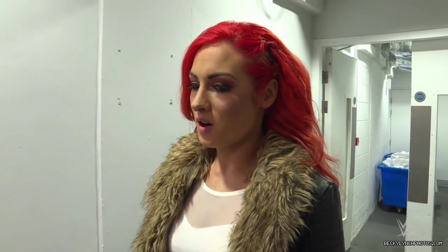 Becky_Lynch_arrives_at_the_SSE_Hydro__SmackDown_LIVE_Exclusive2C_Nov__82C_2016_mp41497.jpg