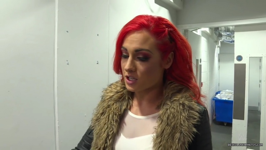 Becky_Lynch_arrives_at_the_SSE_Hydro__SmackDown_LIVE_Exclusive2C_Nov__82C_2016_mp41500.jpg