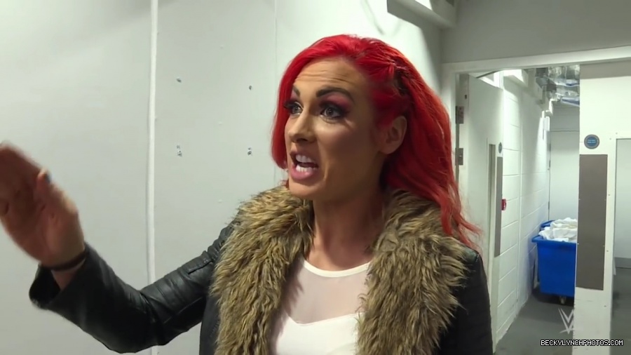 Becky_Lynch_arrives_at_the_SSE_Hydro__SmackDown_LIVE_Exclusive2C_Nov__82C_2016_mp41502.jpg
