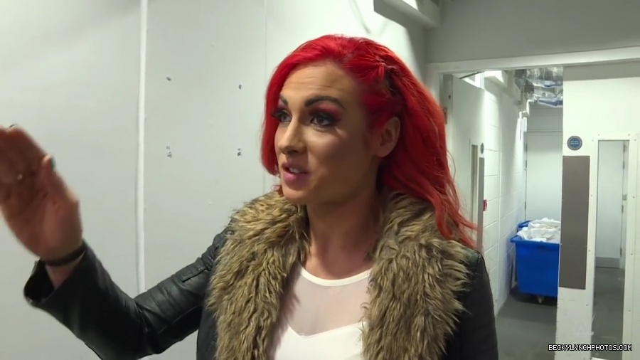 Becky_Lynch_arrives_at_the_SSE_Hydro__SmackDown_LIVE_Exclusive2C_Nov__82C_2016_mp41503.jpg