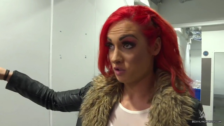 Becky_Lynch_arrives_at_the_SSE_Hydro__SmackDown_LIVE_Exclusive2C_Nov__82C_2016_mp41519.jpg