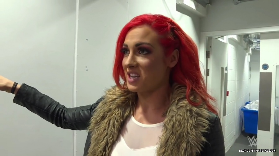 Becky_Lynch_arrives_at_the_SSE_Hydro__SmackDown_LIVE_Exclusive2C_Nov__82C_2016_mp41524.jpg