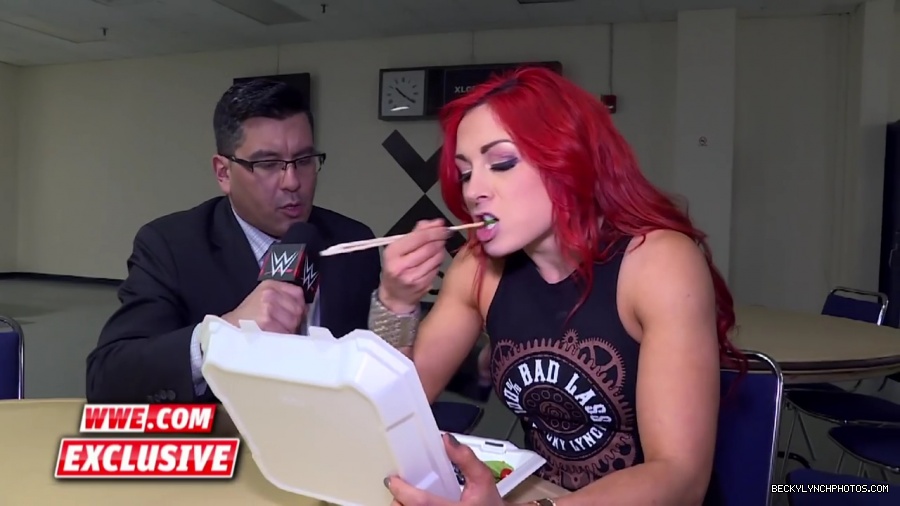 Becky_Lynch_refuses_to_let_Emma_ruin_her_meal__Raw_Fallout2C_April_252C_2016_mp42011.jpg