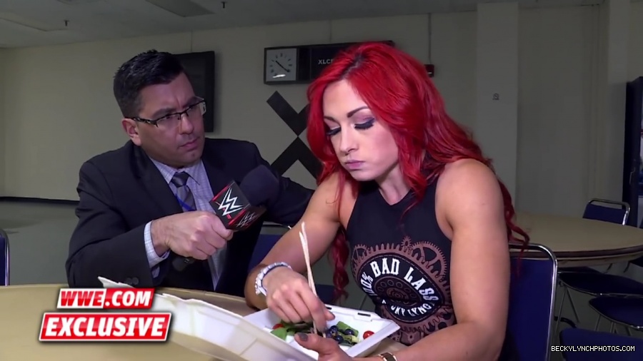 Becky_Lynch_refuses_to_let_Emma_ruin_her_meal__Raw_Fallout2C_April_252C_2016_mp42052.jpg