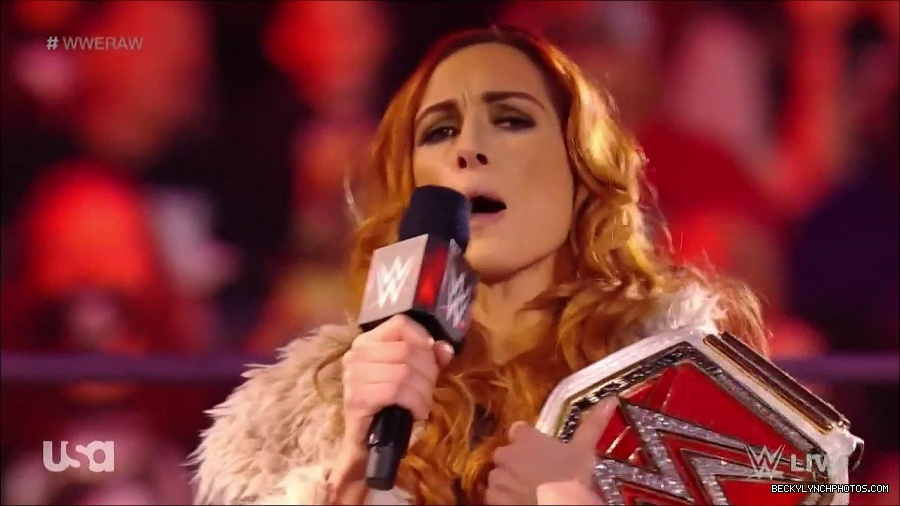 WWE_Monday_Night_Raw_2022_01_03_720p_HDTV_x264-NWCHD_mp4_002474007.jpg