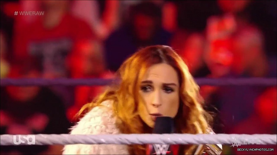 WWE_Monday_Night_Raw_2022_01_03_720p_HDTV_x264-NWCHD_mp4_002510043.jpg