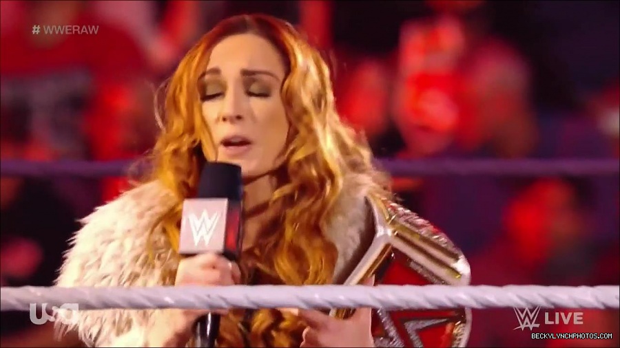 WWE_Monday_Night_Raw_2022_01_03_720p_HDTV_x264-NWCHD_mp4_002510444.jpg
