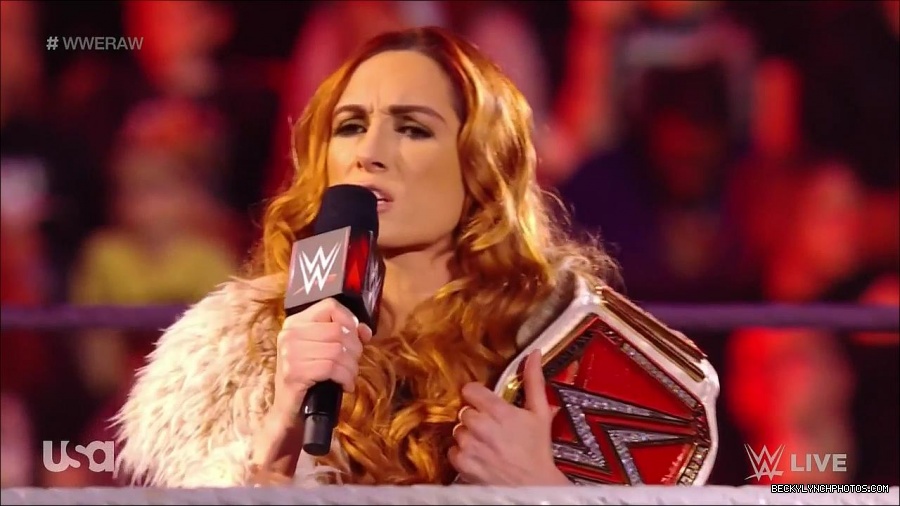 WWE_Monday_Night_Raw_2022_01_03_720p_HDTV_x264-NWCHD_mp4_002520454.jpg