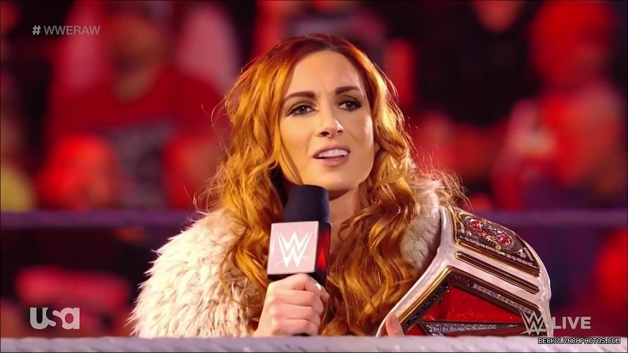 WWE_Monday_Night_Raw_2022_01_03_720p_HDTV_x264-NWCHD_mp4_002526059.jpg