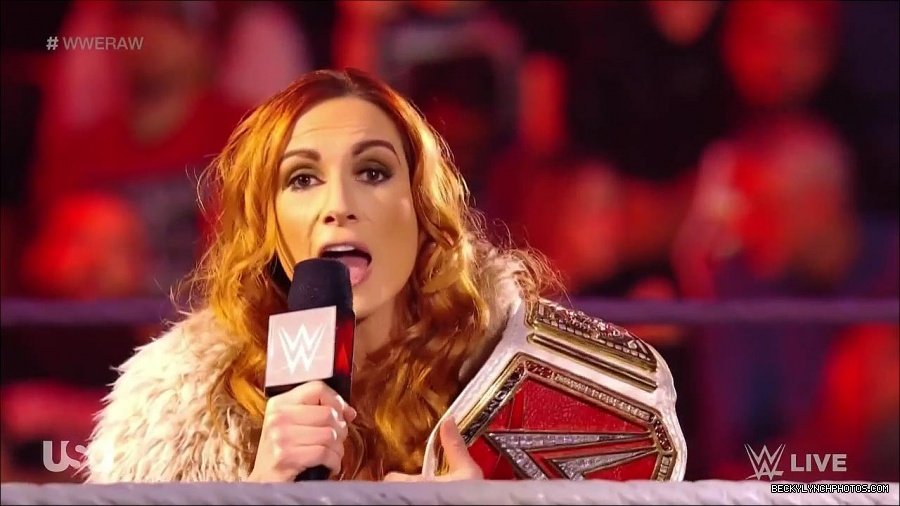 WWE_Monday_Night_Raw_2022_01_03_720p_HDTV_x264-NWCHD_mp4_002526860.jpg