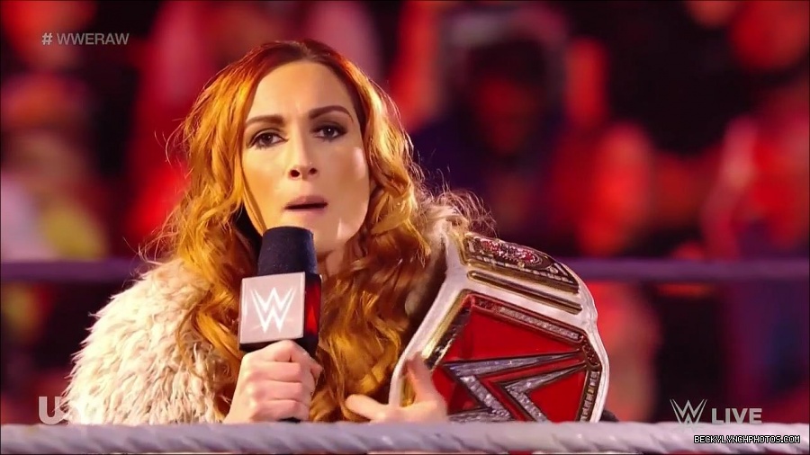 WWE_Monday_Night_Raw_2022_01_03_720p_HDTV_x264-NWCHD_mp4_002528862.jpg