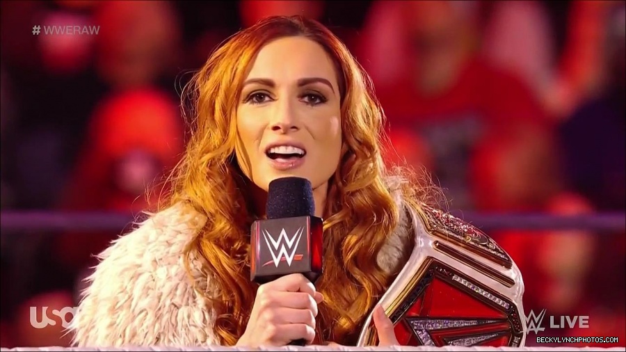 WWE_Monday_Night_Raw_2022_01_03_720p_HDTV_x264-NWCHD_mp4_002532065.jpg