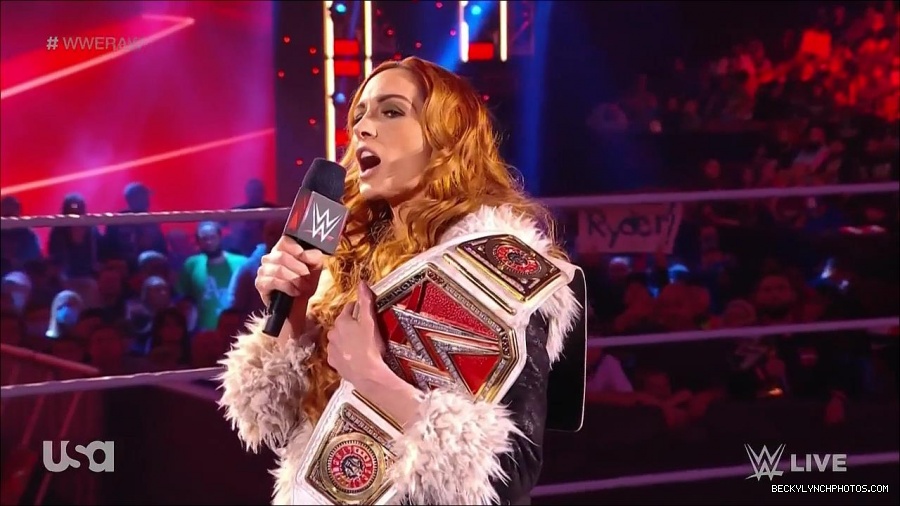 WWE_Monday_Night_Raw_2022_01_03_720p_HDTV_x264-NWCHD_mp4_002542476.jpg