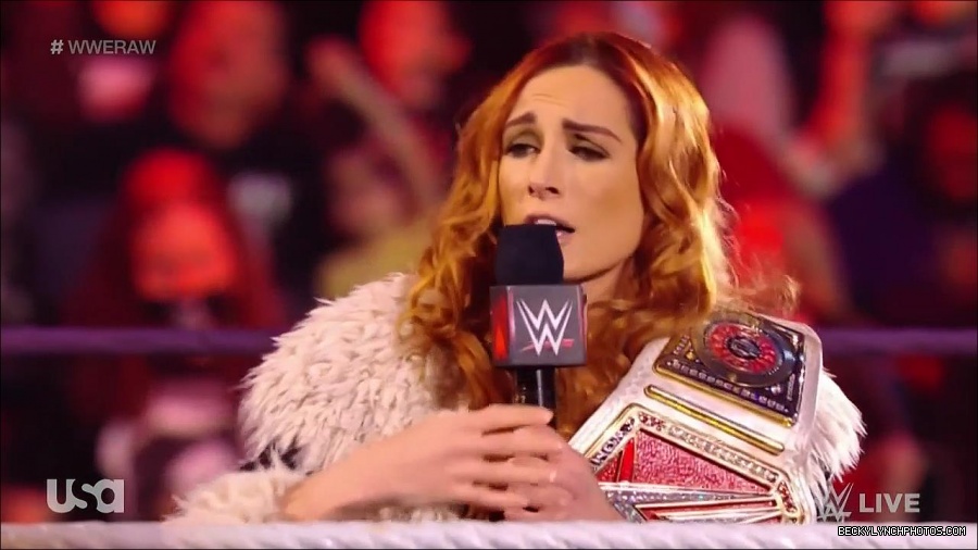 WWE_Monday_Night_Raw_2022_01_03_720p_HDTV_x264-NWCHD_mp4_002596930.jpg