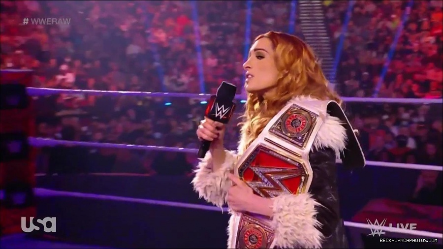 WWE_Monday_Night_Raw_2022_01_03_720p_HDTV_x264-NWCHD_mp4_002602536.jpg