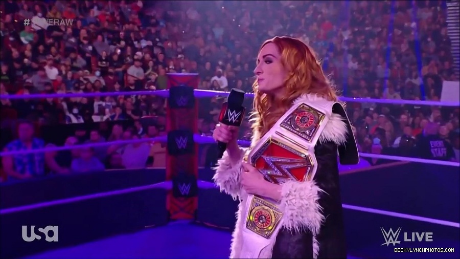 WWE_Monday_Night_Raw_2022_01_03_720p_HDTV_x264-NWCHD_mp4_002603737.jpg