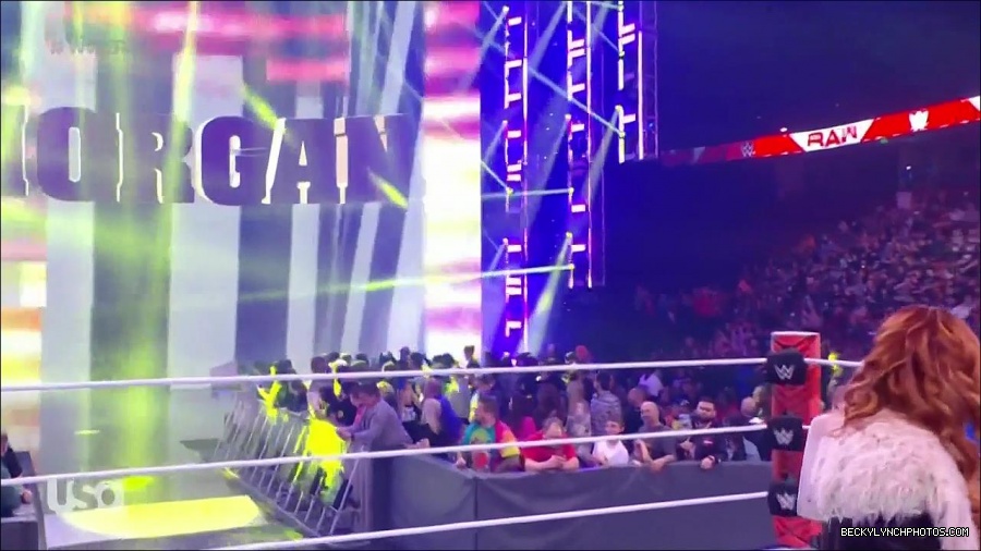 WWE_Monday_Night_Raw_2022_01_03_720p_HDTV_x264-NWCHD_mp4_002607741.jpg
