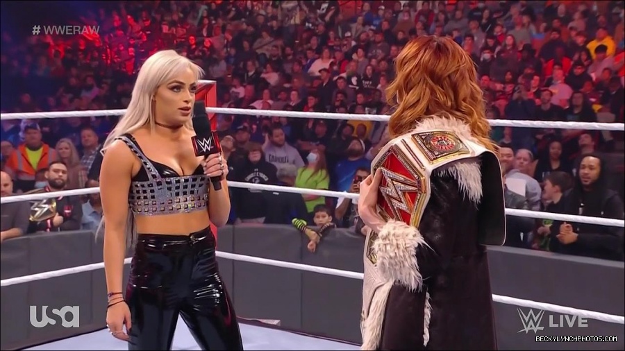 WWE_Monday_Night_Raw_2022_01_03_720p_HDTV_x264-NWCHD_mp4_002676610.jpg