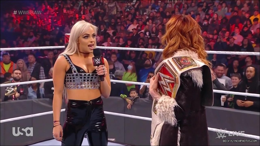 WWE_Monday_Night_Raw_2022_01_03_720p_HDTV_x264-NWCHD_mp4_002677410.jpg