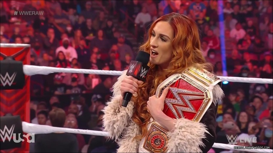 WWE_Monday_Night_Raw_2022_01_03_720p_HDTV_x264-NWCHD_mp4_002703036.jpg