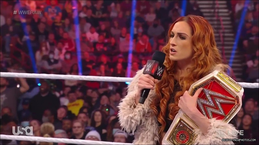 WWE_Monday_Night_Raw_2022_01_03_720p_HDTV_x264-NWCHD_mp4_002817817.jpg
