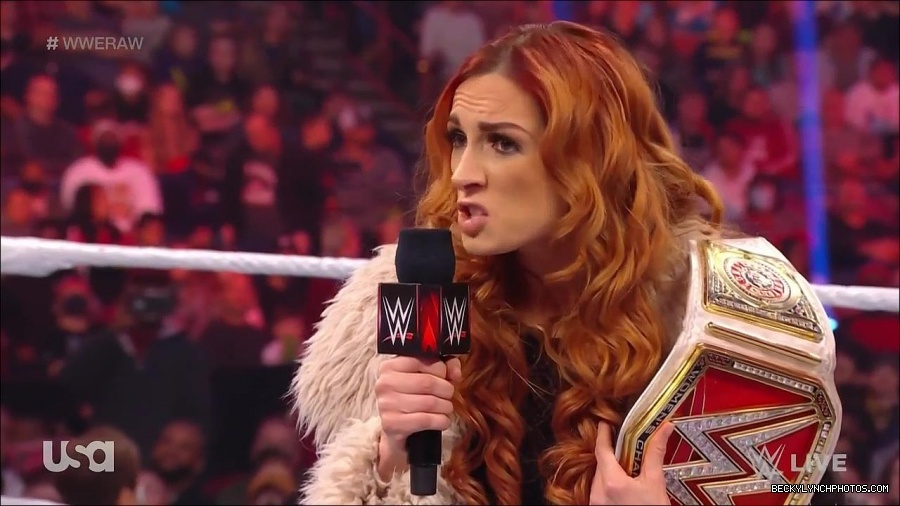 WWE_Monday_Night_Raw_2022_01_03_720p_HDTV_x264-NWCHD_mp4_002871871.jpg