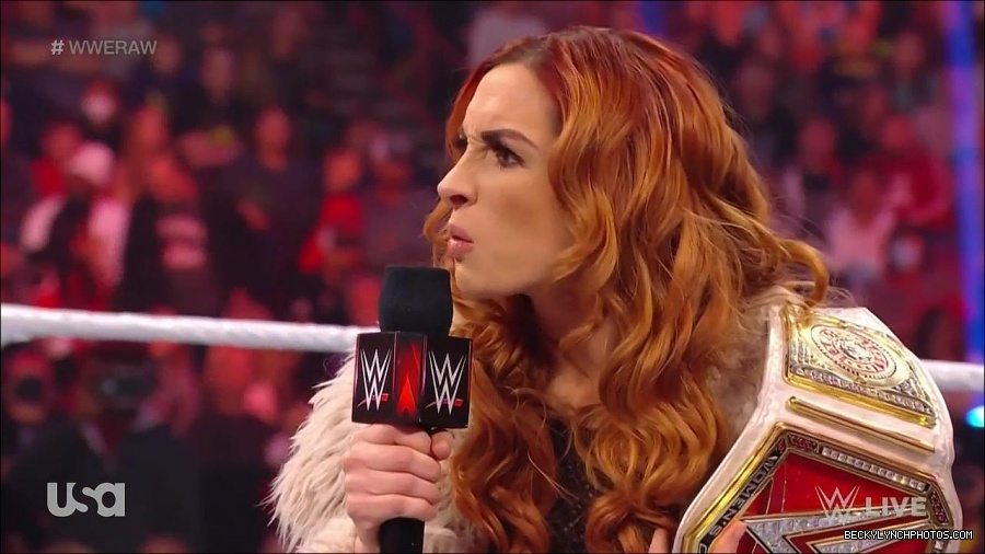 WWE_Monday_Night_Raw_2022_01_03_720p_HDTV_x264-NWCHD_mp4_002873873.jpg