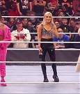 WWE_Monday_Night_Raw_2022_01_03_720p_HDTV_x264-NWCHD_mp4_002815415.jpg
